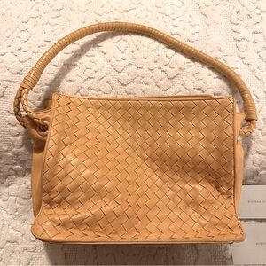 Bottega Veneta | Handbag | Vintage Intrecciato Leather Shoulder Bag Yellow
